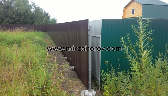zabor-iz-profnastila-4