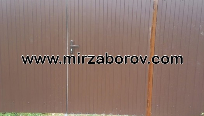 zabor-iz-profnastila-8